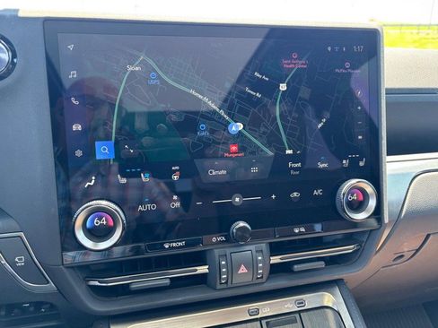 Used 2024 Lexus GX 550 w/ Accessory Package (Z1) AWD/4WD image 22