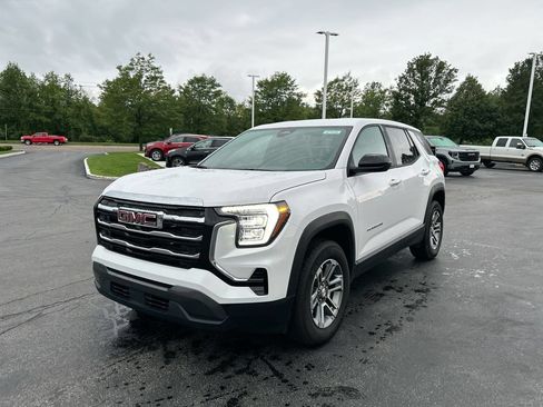 Used 2026 GMC Terrain Elevation AWD/4WD image 1
