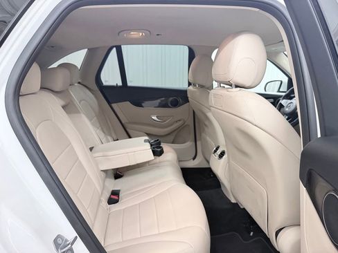 Used 2019 Mercedes-Benz GLC 300 image 37