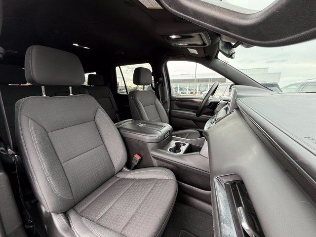 Used 2023 GMC Yukon SLE w/ Max Trailering Package AWD/4WD image 7