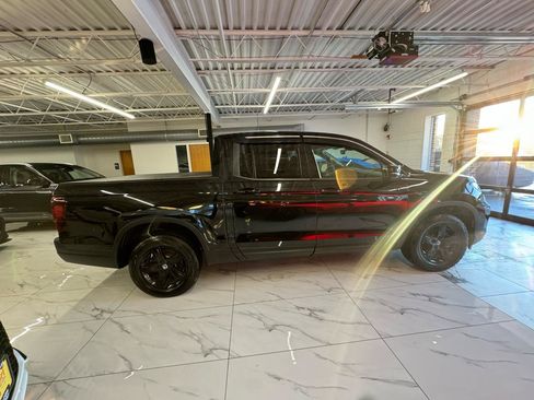Used 2022 Honda Ridgeline Black Edition image 4