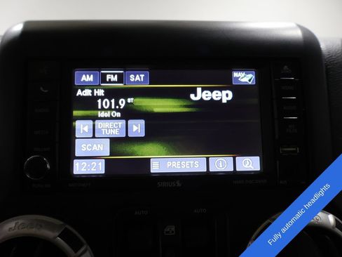 Used 2014 Jeep Wrangler Unlimited Sahara w/ Trailer Tow Group AWD/4WD image 3