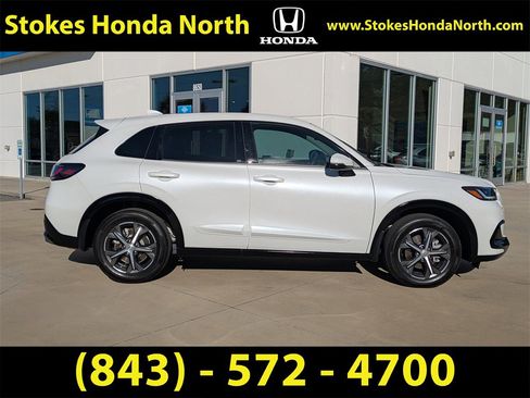 Certified 2024 Honda HR-V EX-L image 3