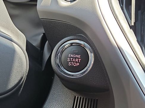 Certified 2024 Subaru Crosstrek 2.0i Premium AWD/4WD image 23