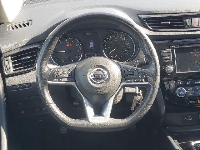 Used 2020 Nissan Rogue S FWD image 11
