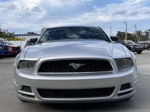 Used 2014 Ford Mustang Coupe image 3