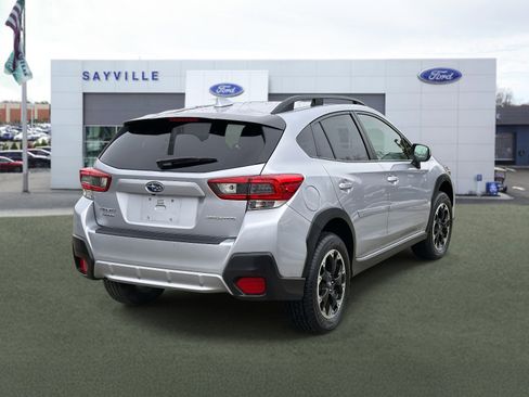 Used 2021 Subaru Crosstrek 2.0i Premium w/ Moonroof Package image 5