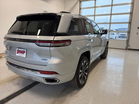 Used 2022 Jeep Grand Cherokee Overland image 9