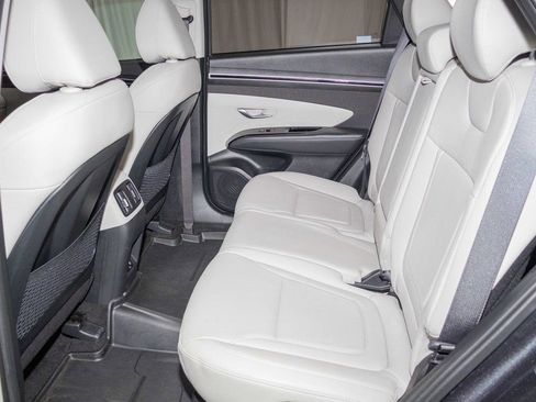 Used 2024 Hyundai Tucson Limited image 13