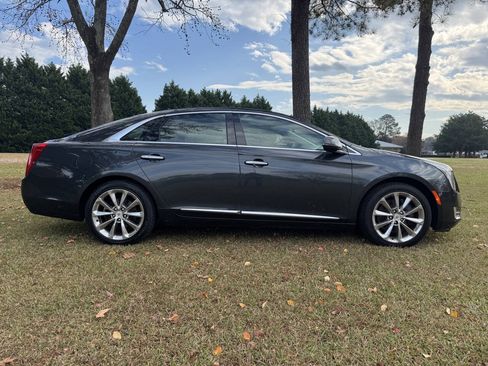 Used 2014 Cadillac XTS Luxury AWD/4WD image 6