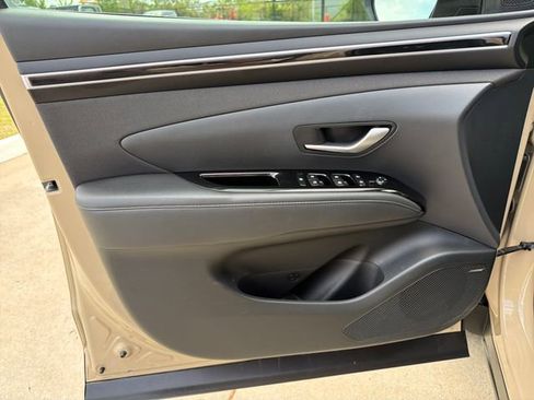 Used 2024 Hyundai Santa Cruz Limited image 12