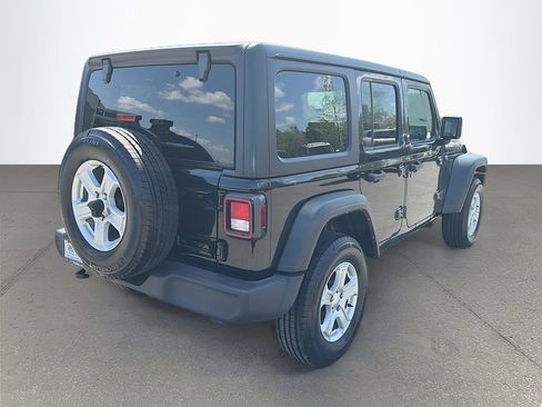 Used 2023 Jeep Wrangler Unlimited Sport AWD/4WD image 4