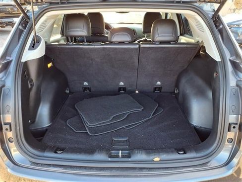 Used 2019 Jeep Compass Limited w/ Safety & Security Group image 17