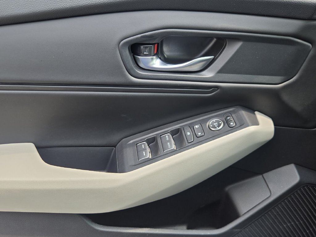 Used 2024 Honda Accord EX image 27