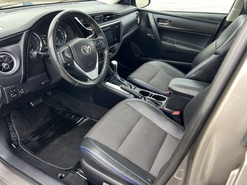 Used 2017 Toyota Corolla SE image 8