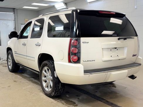 Used 2013 GMC Yukon Denali image 7