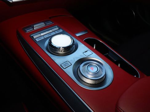 Used 2023 Genesis GV70 2.5T w/ Sport Prestige Package image 27