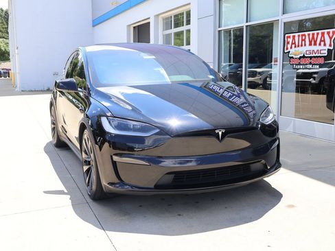 Used 2023 Tesla Model X Plaid AWD/4WD image 2