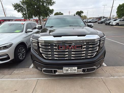 Used 2024 GMC Sierra 1500 Denali w/ Denali Reserve Package image 6