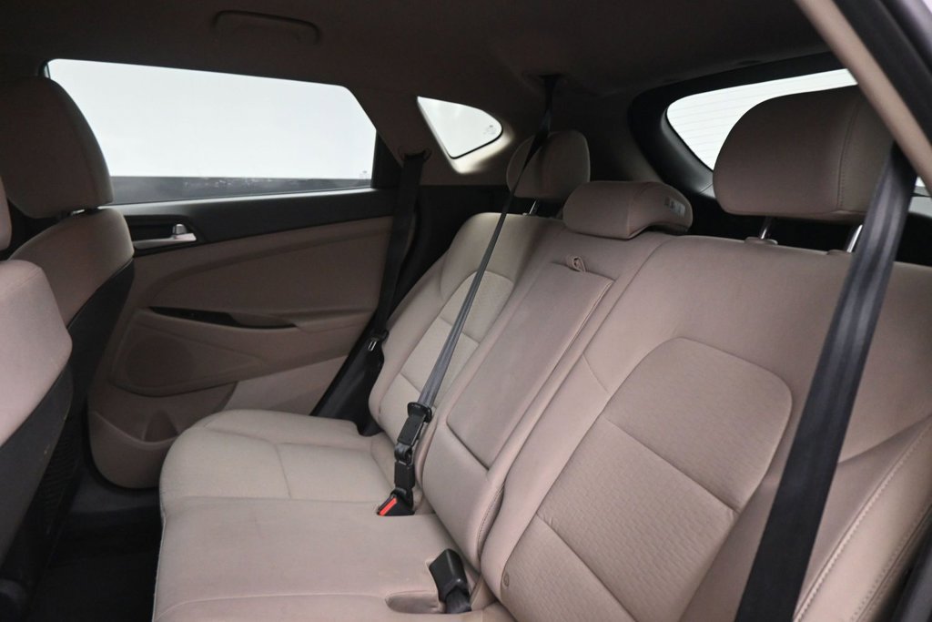 Used 2021 Hyundai Tucson SEL FWD image 15