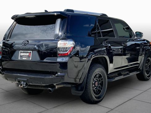 Used 2021 Toyota 4Runner SR5 Premium w/ Moonroof Package RWD image 13