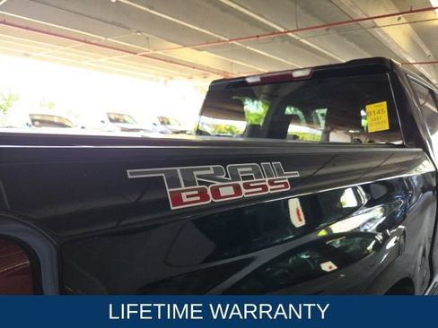Used 2025 Chevrolet Silverado 1500 Custom Trail Boss AWD/4WD image 8