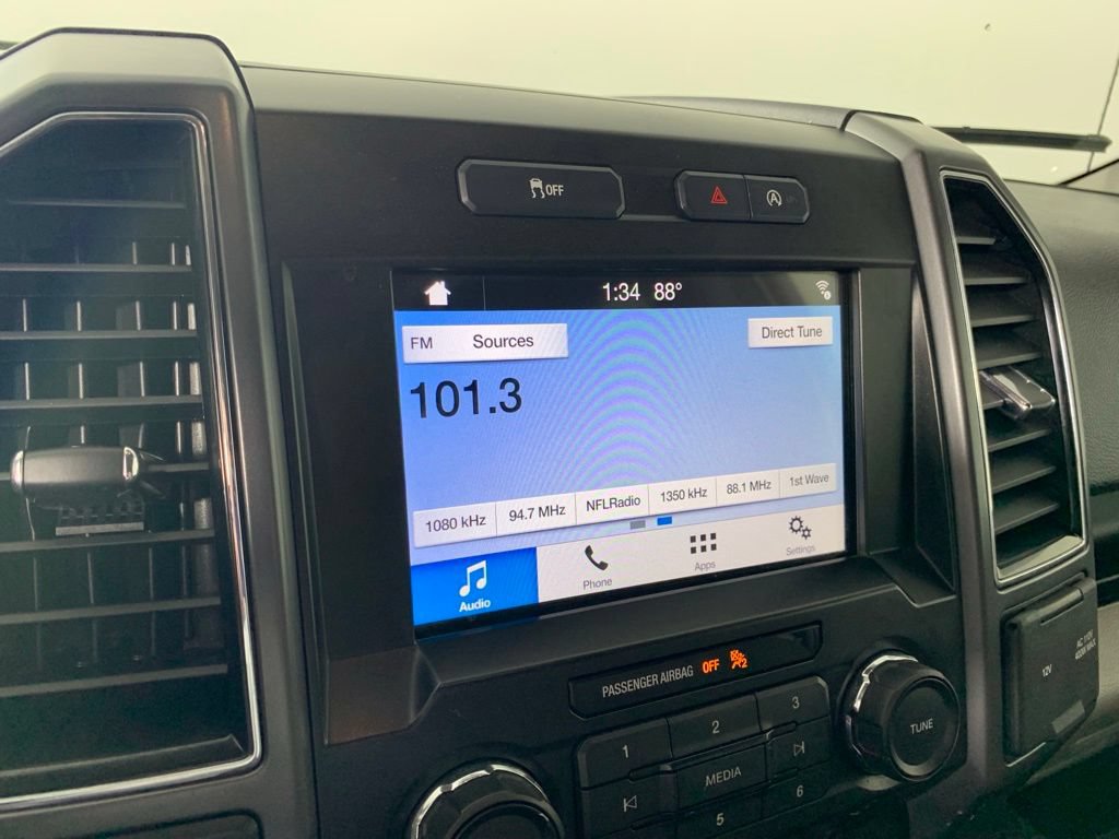 Used 2019 Ford F150 XLT w/ Equipment Group 302A Luxury AWD/4WD image 4
