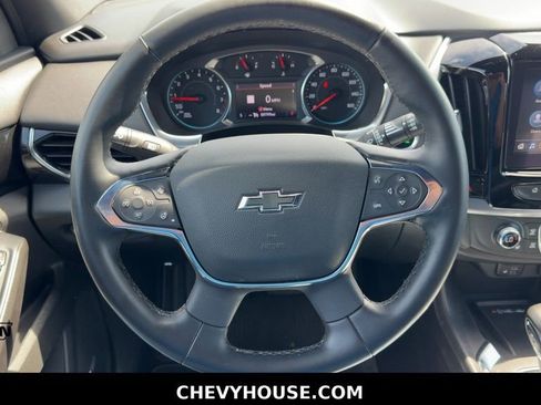 Used 2023 Chevrolet Traverse RS AWD/4WD image 14