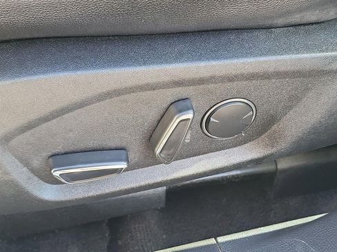 Used 2019 Ford Fusion Energi Titanium image 39