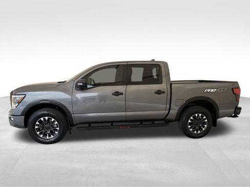 Used 2024 Nissan Titan PRO-4X w/ Pro-4x Convenience Package AWD/4WD image 9