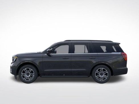 New 2026 Ford Expedition Active RWD image 5