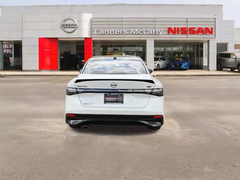 New 2026 Nissan Sentra SR w/ SR Premium Package FWD image 4