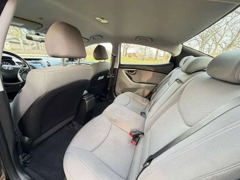 Used 2014 Hyundai Elantra SE w/ Option Group 02 image 7