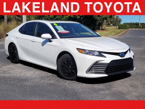 Certified 2024 Toyota Camry LE image 1