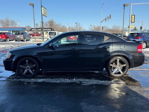 Used 2010 Dodge Avenger R/T w/ Premium Convenience Group image 2