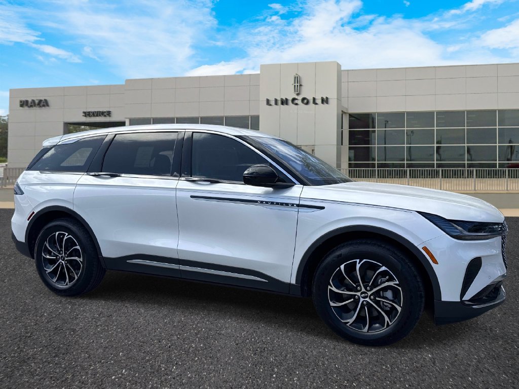 New 2026 Lincoln Nautilus Premier w/ Equipment Group 102A AWD/4WD image 1