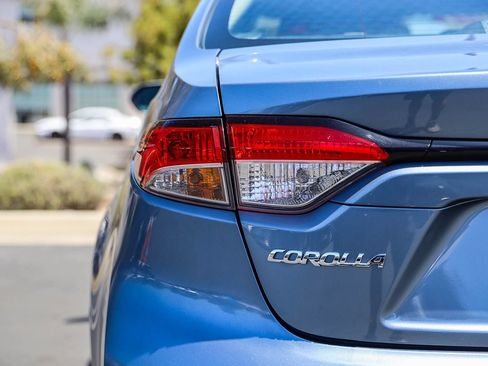 Used 2024 Toyota Corolla LE FWD image 7