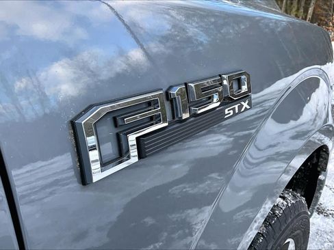 Used 2020 Ford F150 XL w/ Equipment Group 101A Mid image 10