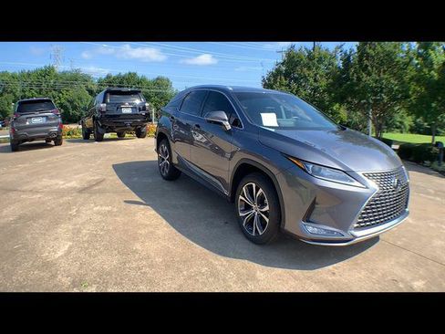 Certified 2022 Lexus RX 350 FWD w/ Premium Package image 2