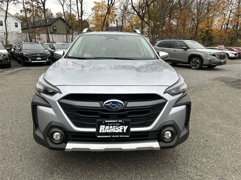 New 2025 Subaru Outback Touring XT image 3