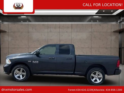 Used 2017 RAM 1500 Express AWD/4WD image 3
