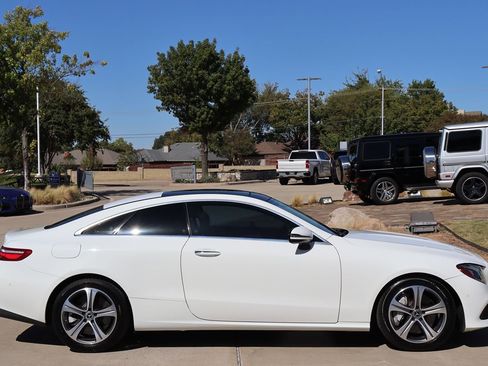 Used 2018 Mercedes-Benz E 400 Coupe image 5