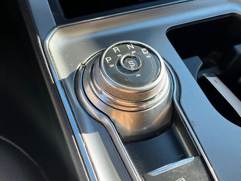 Used 2022 Ford Edge SEL w/ Convenience Package image 15