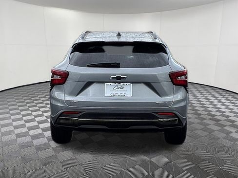 Used 2025 Chevrolet Trax ACTIV w/ Driver Confidence Package FWD image 5