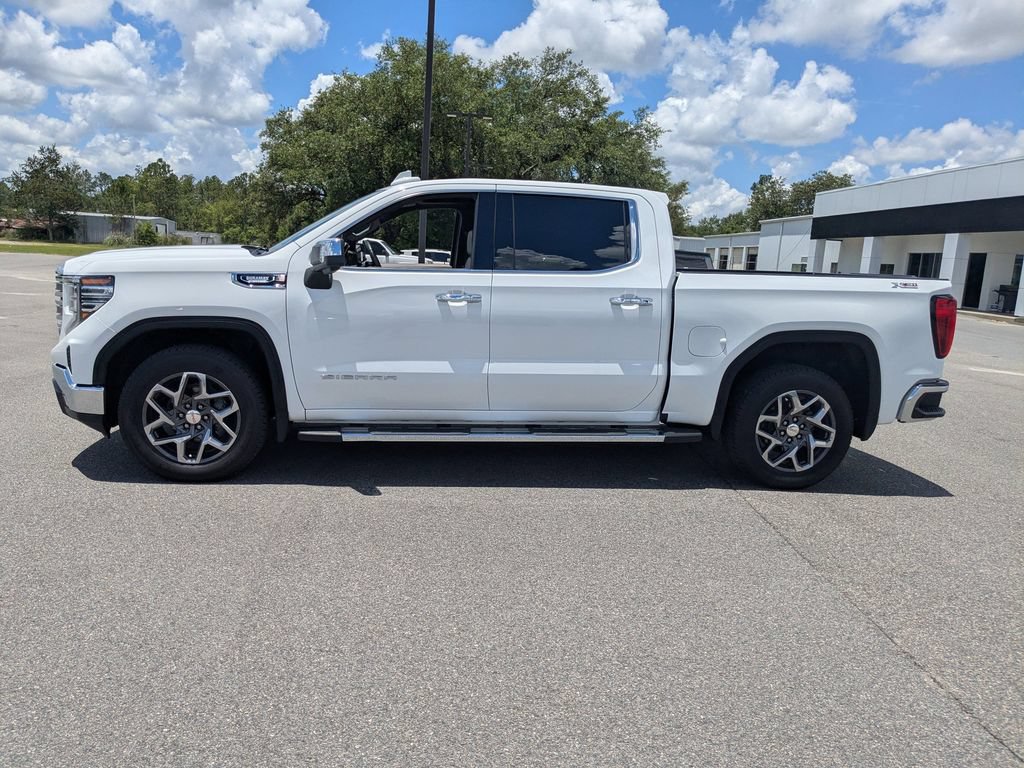 Used 2023 GMC Sierra 1500 SLT w/ SLT Premium Package AWD/4WD image 7