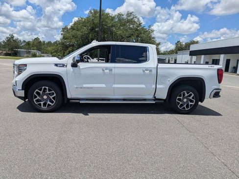 Used 2023 GMC Sierra 1500 SLT w/ SLT Premium Package AWD/4WD image 7