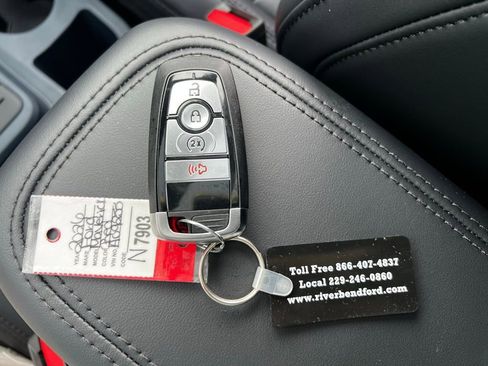 New 2026 Ford Maverick Lariat w/ Black Appearance Package image 41