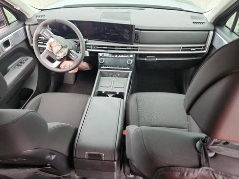 Used 2026 Hyundai Santa Fe SE FWD image 8