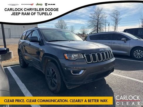 Used 2019 Jeep Grand Cherokee Laredo w/ Laredo X Package image 4