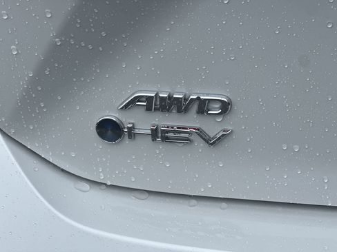 New 2026 Toyota Camry XLE AWD/4WD image 16